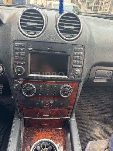 Mercedes ML 350 4MATIC 2009, 252,000 km - 3.5 л - Bakı