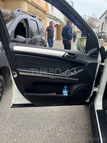 Mercedes ML 350 4MATIC 2009, 252,000 km - 3.5 л - Bakı