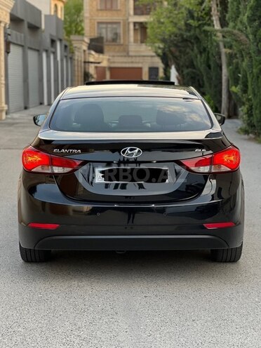Hyundai Elantra 2015, 154,000 km - 1.8 л - Bakı