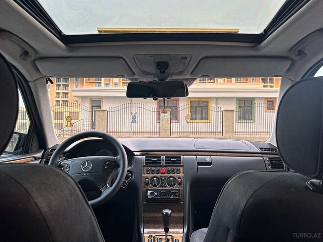 Mercedes E 280 2000, 345,000 km - 2.8 л - Sumqayıt