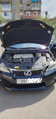 Lexus CT 200h-11