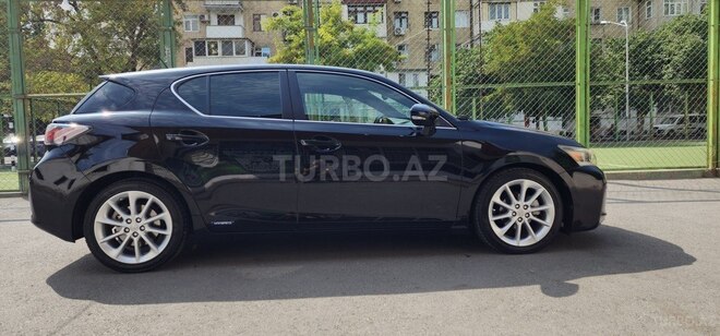 Lexus CT 200h-4