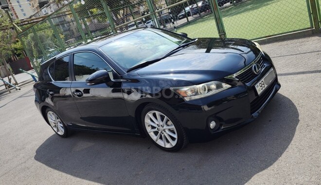 Lexus CT 200h-2