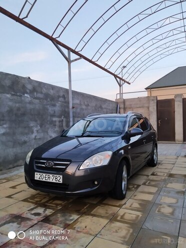 Kia Ceed 2009, 282,470 km - 1.6 л - Mingəçevir