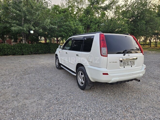 Nissan X-Trail 2001, 334,000 km - 2.0 l - Bakı