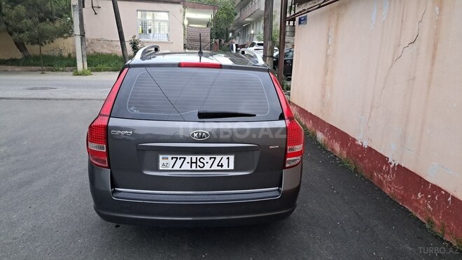 Kia Ceed 2009, 245,000 km - 1.4 л - Quba