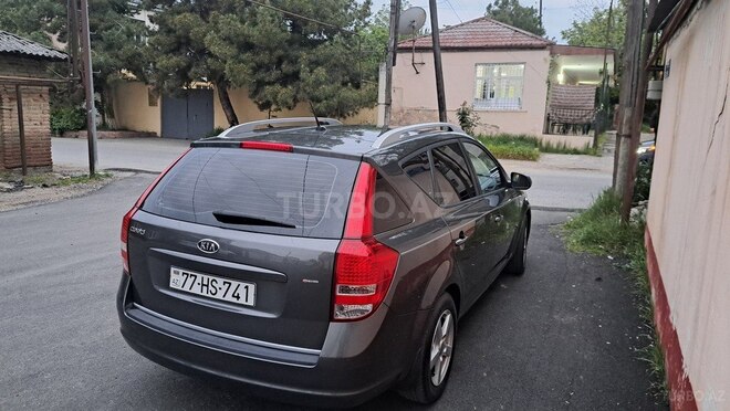 Kia Ceed 2009, 245,000 km - 1.4 л - Quba