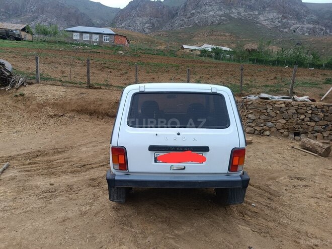 LADA (VAZ) Niva 2006, 200,000 km - 1.7 l - Yardımlı