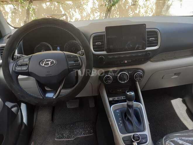 Hyundai Venue 2023, 25,450 km - 1.6 л - Bakı