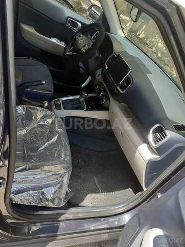 Hyundai Venue 2023, 25,450 km - 1.6 л - Bakı