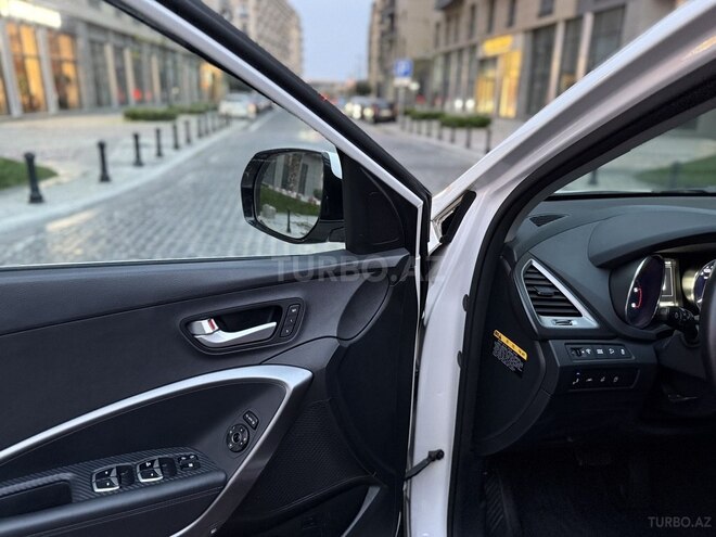 Hyundai Santa Fe-18