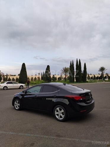 Hyundai Elantra 2015, 270,370 km - 1.8 l - Gəncə