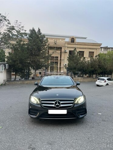Mercedes E 220 d 2019, 143,000 km - 2.0 l - Bakı
