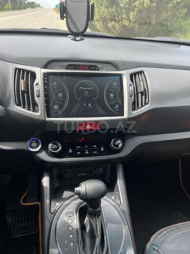 Kia Sportage 2010, 219,000 km - 2.0 l - Bakı