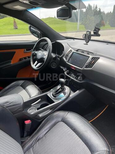 Kia Sportage 2010, 219,000 km - 2.0 l - Bakı