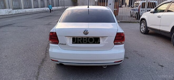 Volkswagen Polo 2018, 203,000 km - 1.6 л - Bakı