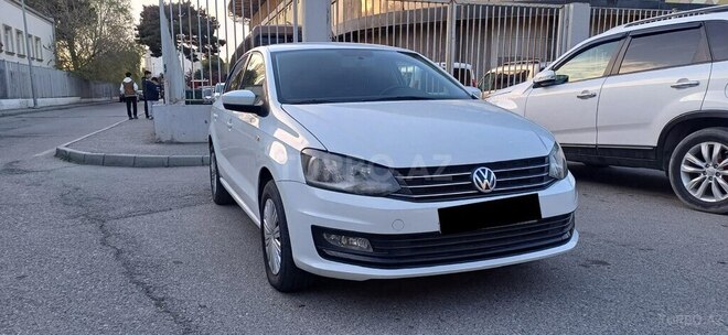 Volkswagen Polo 2018, 203,000 km - 1.6 л - Bakı