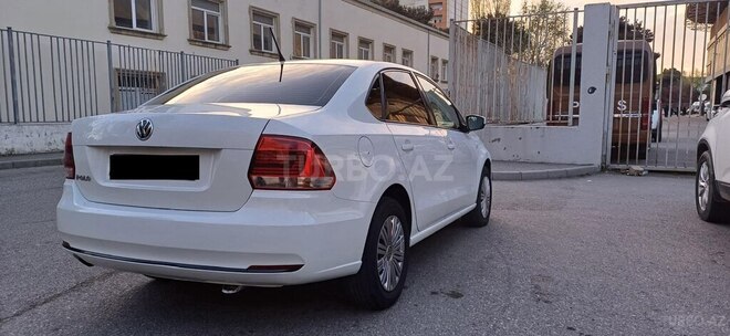 Volkswagen Polo 2018, 203,000 km - 1.6 л - Bakı