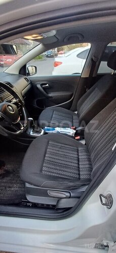 Volkswagen Polo 2018, 203,000 km - 1.6 л - Bakı