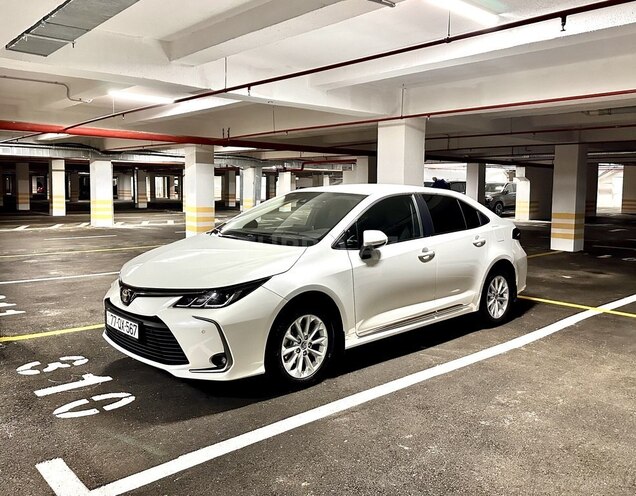 Toyota Corolla 2019, 99,800 km - 1.6 l - Bakı