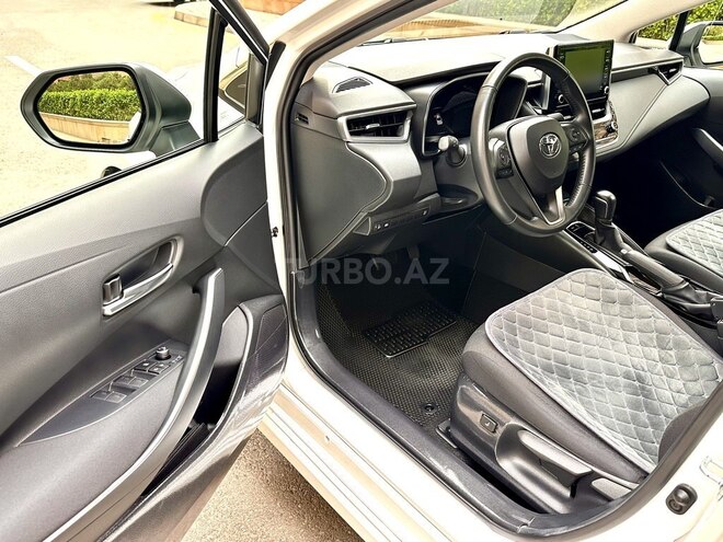 Toyota Corolla 2019, 99,800 km - 1.6 l - Bakı