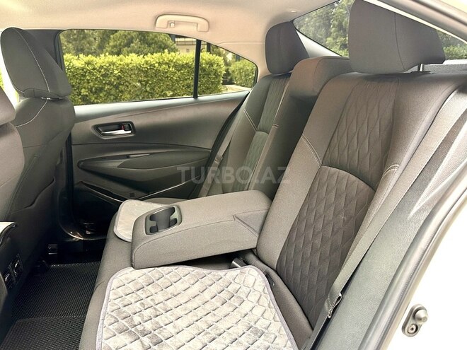 Toyota Corolla 2019, 99,800 km - 1.6 l - Bakı