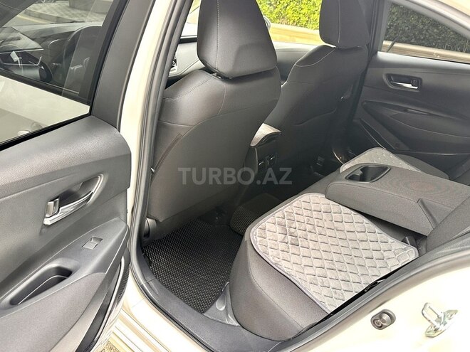 Toyota Corolla 2019, 99,800 km - 1.6 l - Bakı