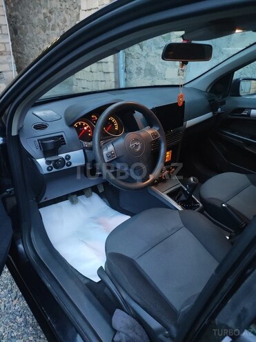 Opel Astra 2005, 246,485 km - 1.4 l - Gəncə