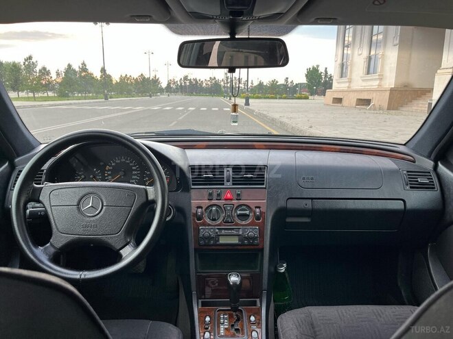 Mercedes C 200 1999, 241,000 km - 2.0 l - Ağdaş