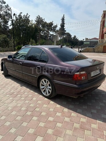 BMW 528 1997, 479,000 km - 2.8 л - Şirvan