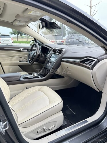 Ford Fusion (North America) 2017, 89,000 km - 2.0 l - Bakı