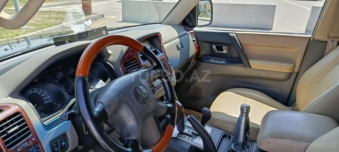 Mitsubishi Pajero 2003, 178,000 km - 3.5 l - Bakı