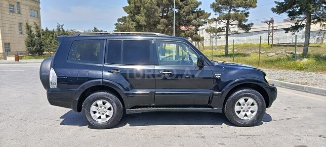 Mitsubishi Pajero 2003, 178,000 km - 3.5 l - Bakı