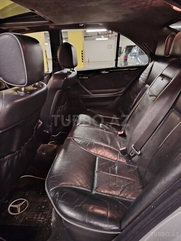 Mercedes E 240 1999, 310,930 km - 2.4 l - Gəncə