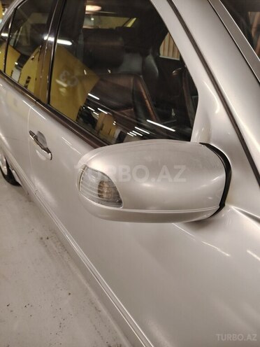 Mercedes E 240 1999, 310,930 km - 2.4 l - Gəncə