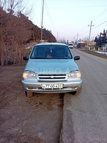 Chevrolet Niva 2007, 180,000 km - 1.7 l - Biləsuvar