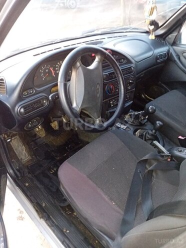 Chevrolet Niva 2007, 180,000 km - 1.7 l - Biləsuvar