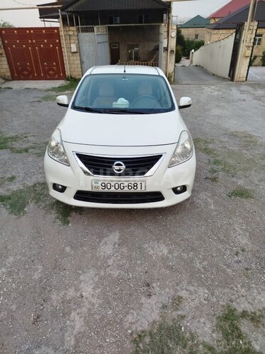 Nissan Sunny 2013, 230,000 km - 1.5 l - Bakı