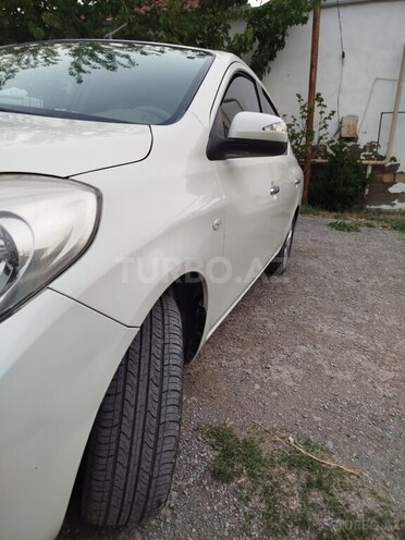 Nissan Sunny 2013, 230,000 km - 1.5 l - Bakı