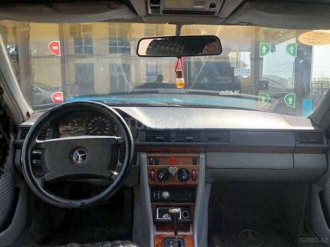 Mercedes E 200 1990, 666,000 km - 2.0 l - Bakı