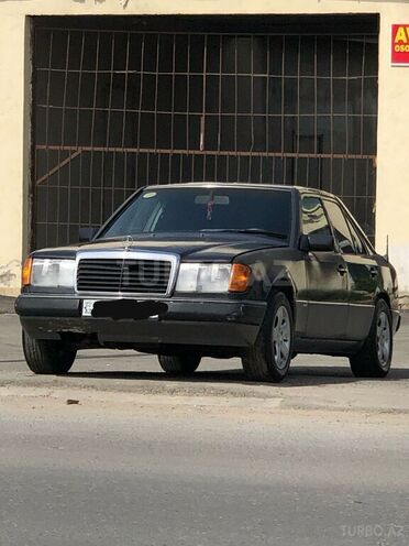 Mercedes E 200 1990, 666,000 km - 2.0 l - Bakı