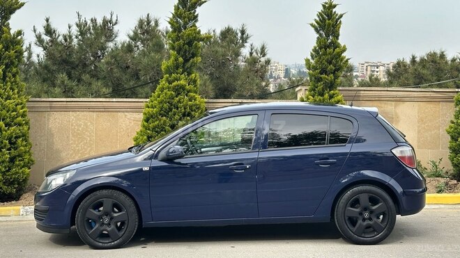 Opel Astra 2006, 230,000 km - 1.3 l - Bakı