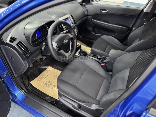 Hyundai i30 2009, 330,000 km - 1.6 l - Sumqayıt