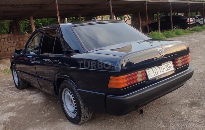 Mercedes 190 1988, 456,740 km - 2.0 l - Salyan