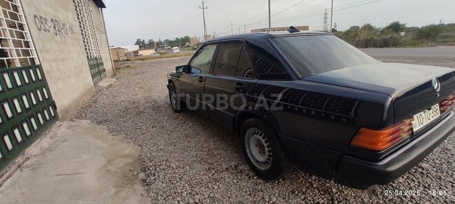 Mercedes 190 1988, 456,740 km - 2.0 l - Salyan