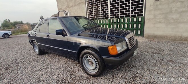 Mercedes 190 1988, 456,740 km - 2.0 l - Salyan