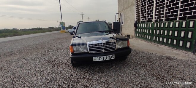 Mercedes 190 1988, 456,740 km - 2.0 l - Salyan