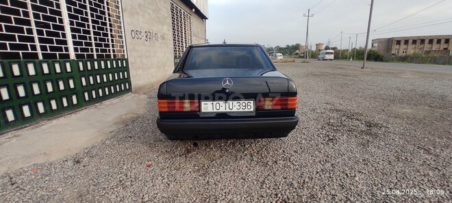 Mercedes 190 1988, 456,740 km - 2.0 l - Salyan