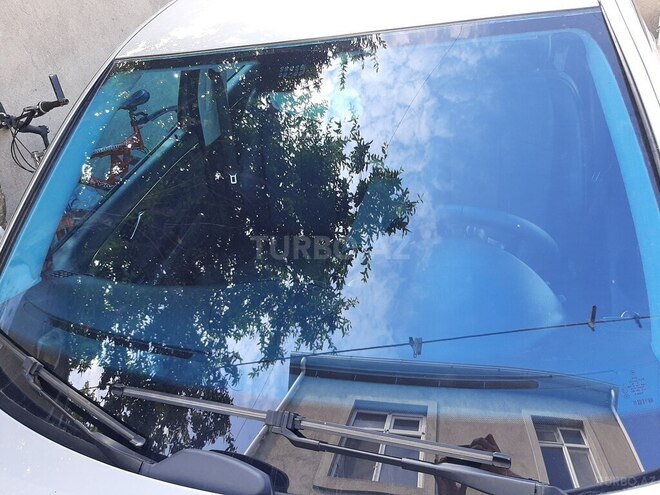 Mercedes E 220 d 2006, 257,000 km - 2.2 l - Bakı