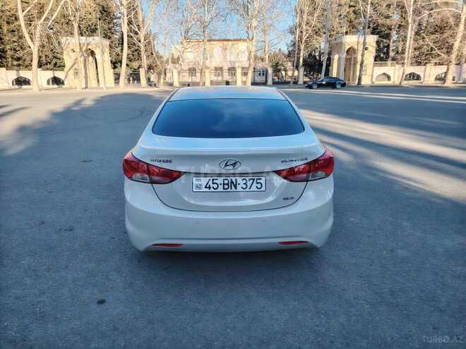 Hyundai Elantra 2011, 290,000 km - 1.8 l - Mingəçevir